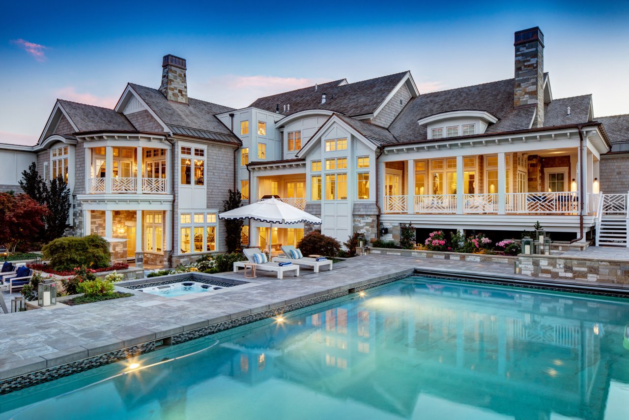 pool with loungers